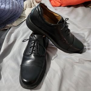 Size 10 dress shoes